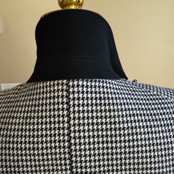 Veronica Beard Houndstooth Jacket, Size 2 - Picture 3 of 7